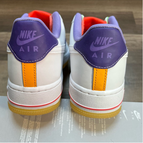 Nike Air Force 1 LV8 1 - Picture 4 of 5